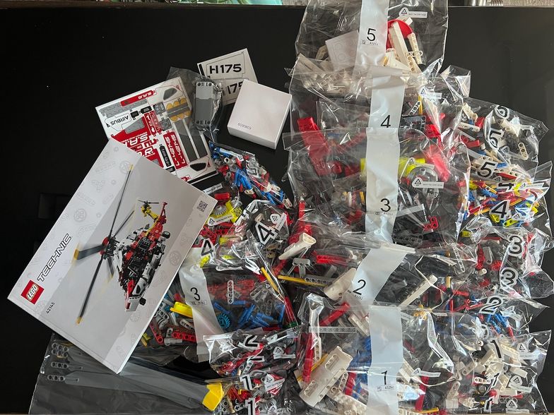 Airbus H175 z klocków LEGO