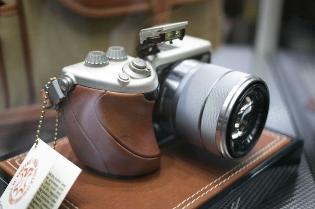 W skrócie: koniec ze stacjonarnym Snapseedem oraz RSS, Hasselblad Lunar dostępny od kwietnia 1