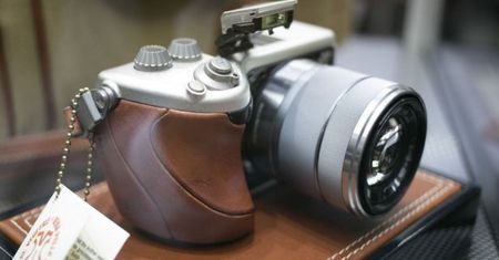 W skrócie: koniec ze stacjonarnym Snapseedem oraz RSS, Hasselblad Lunar dostępny od kwietnia