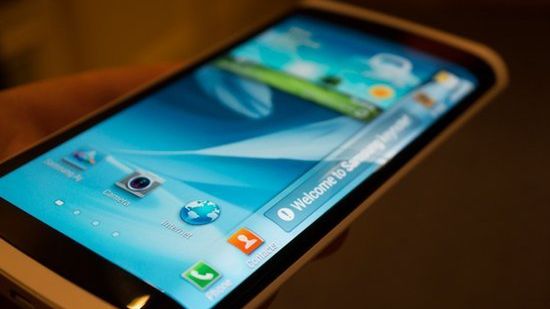 Samsung pokaże dwie wersje Galaxy Note'a 4? Jedna ma mieć wygięty ekran 1