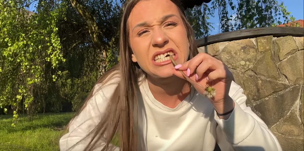 Tiktokerka straciła zęby