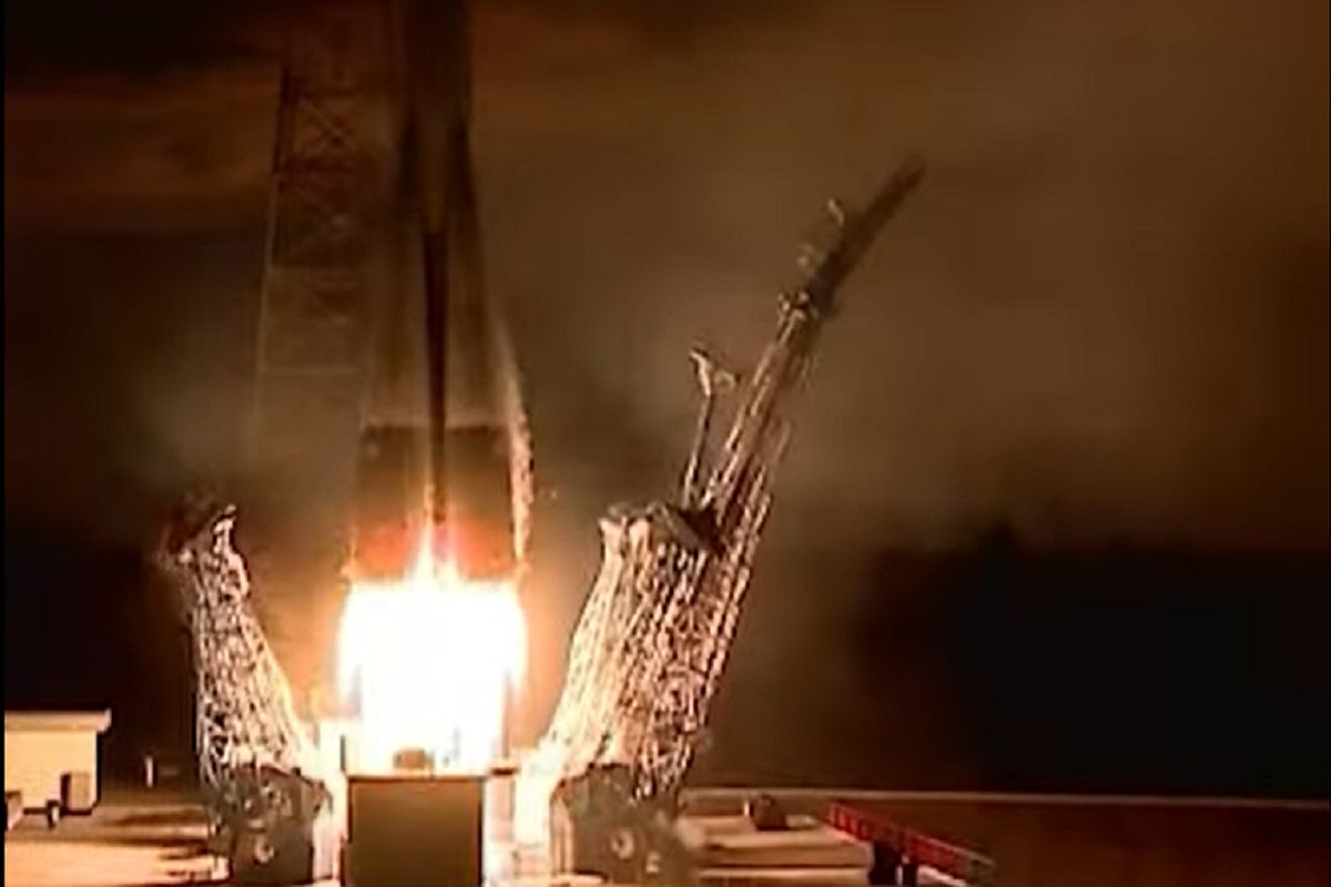 Kadyrow pochwalił się wystrzeleniem satelity 
