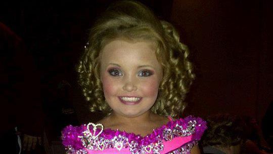 Honey Boo Boo była gwiazdą konkursów piękności [facebook.com/AlanaThompsonOfficialPage/]