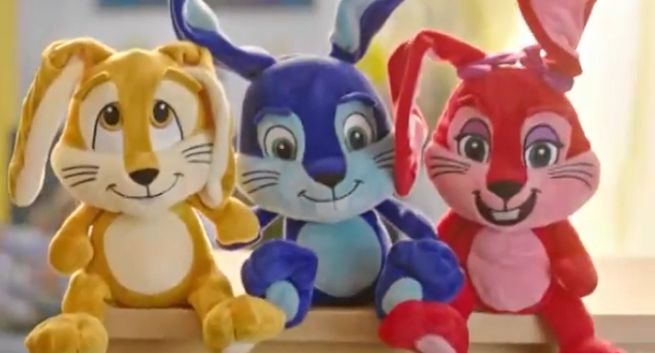 Pluszowe zajączki w wielkanocnej promocji Intermarché (wideo)