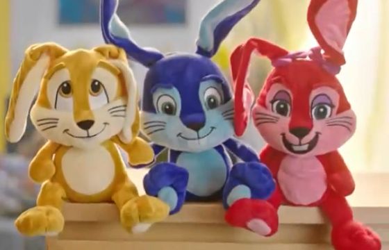 Pluszowe zajączki w wielkanocnej promocji Intermarché (wideo)