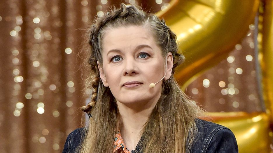 scena z: Anna Powierza, SK:, , fot. AKPATVP, fryzura, warkocz, portret, Anna Powierza