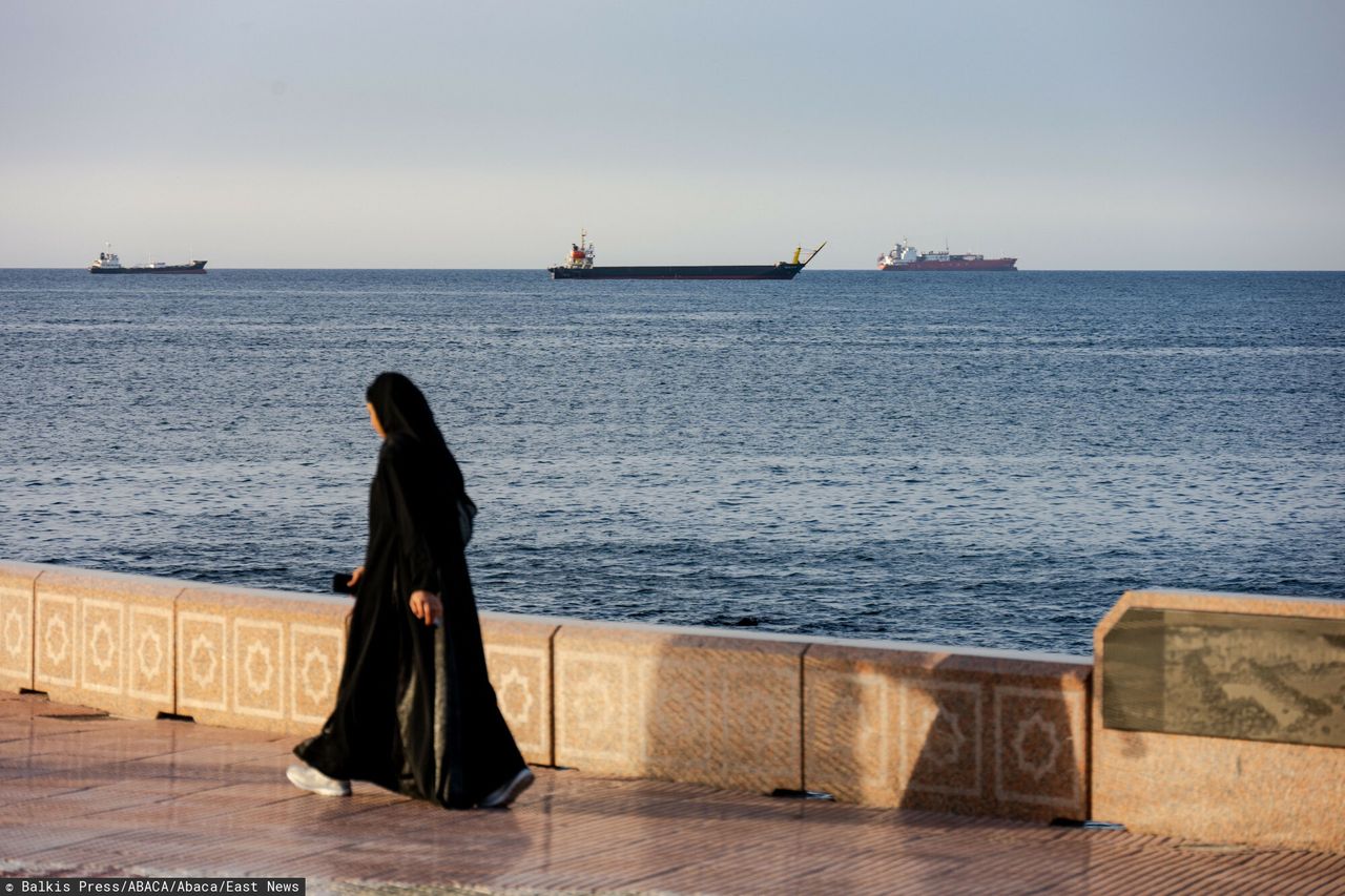 Cieśnina Ormuz chwilowo odblokowana. Tak zareagował rynek ropy