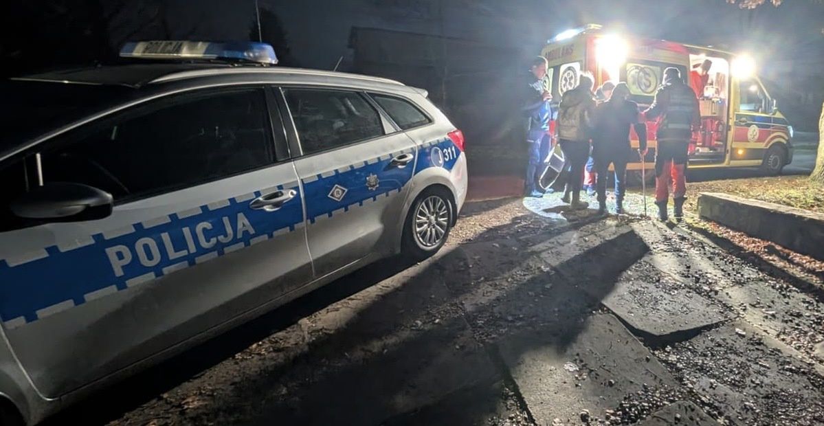 Kluczbork: Czujność policjantów uratowała życie. 87-latek został przygnieciony regałem