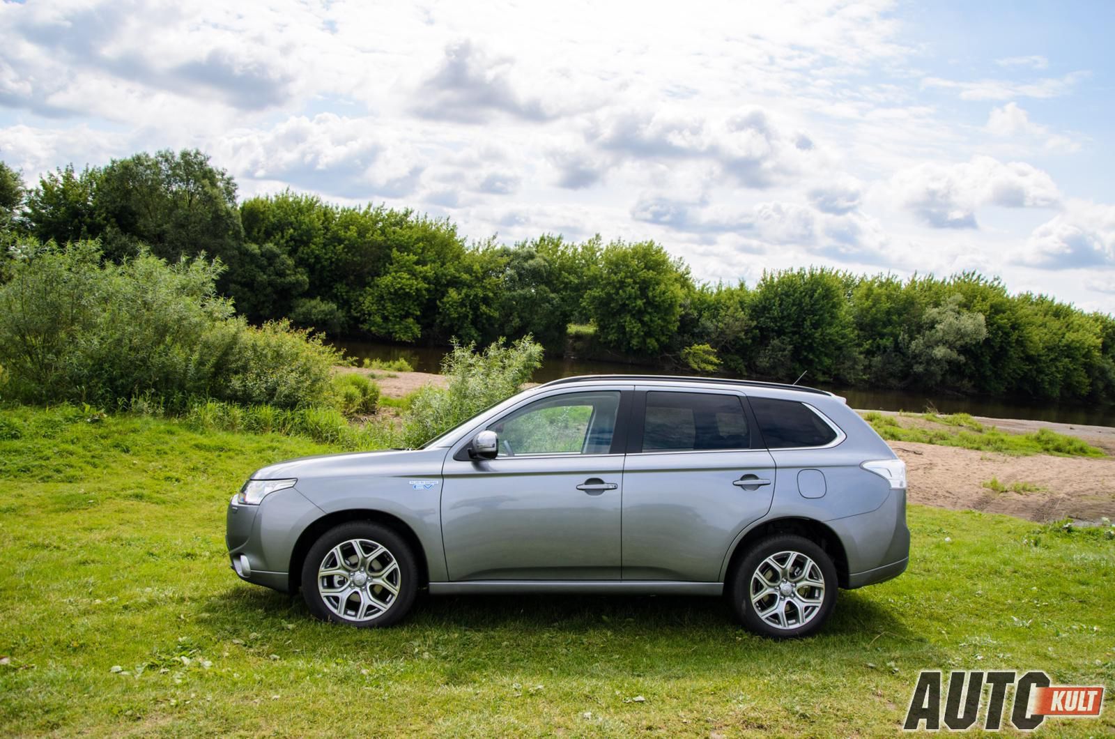 Mitsubishi Outlander PHEV - test [galeria] 3
