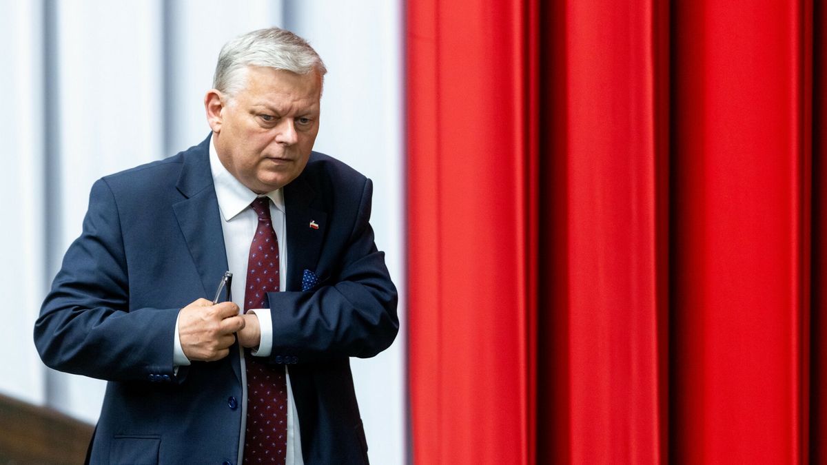 Marek Suski zapowiedział, że Polska będzie importować węglem i zwiększać wydobycie krajowe, bo "stoi węglem"