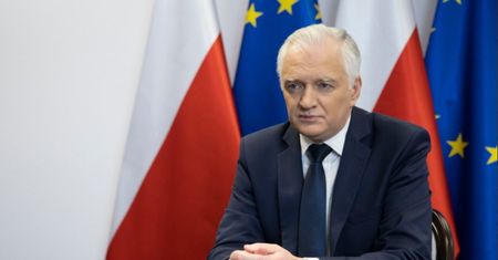 Szczepienia w miejscach pracy. Trwają rozmowy o włączeniu rodzin pracowników