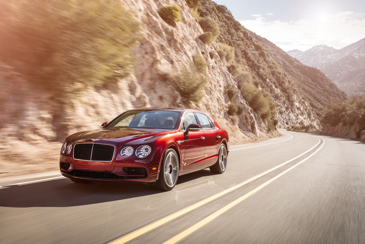 Bentley Flying Spur V8 S (2016) - sportowa twarz luksusu