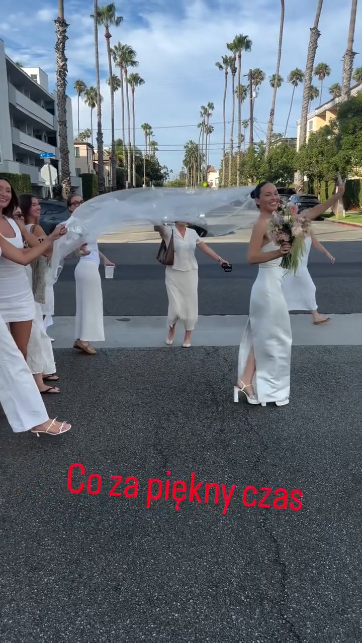 Julia Scorupco w sukni ślubnej