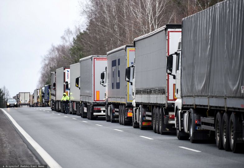 Polska zawiesi ruch towarowy na granicy z Białorusią. Jest decyzja MSWiA