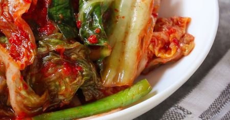 Koreanki wiedzą, jak dbać o zdrową cerę. Ten efekt zapewnia im znana sałatka