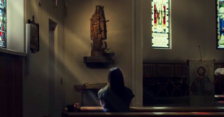 Wzięły "ślub" z Jezusem. W Polsce rośnie liczba dziewic konsekrowanych