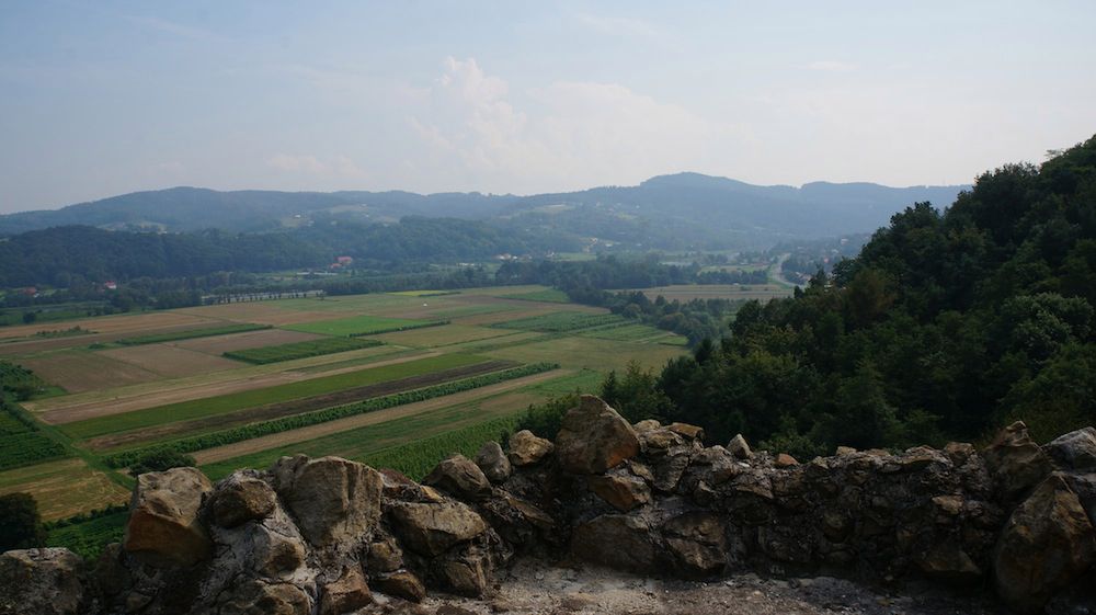 Jak z pomocą smartfonu zdobywać warownie? 34