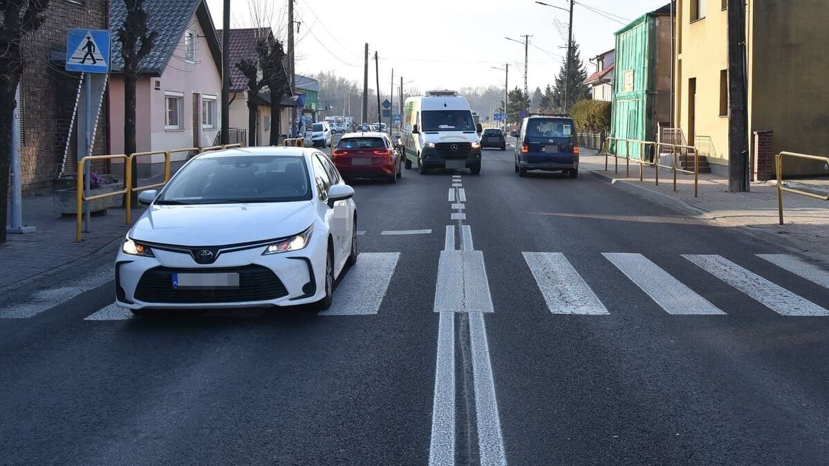 Potrącenie pieszej na pasach