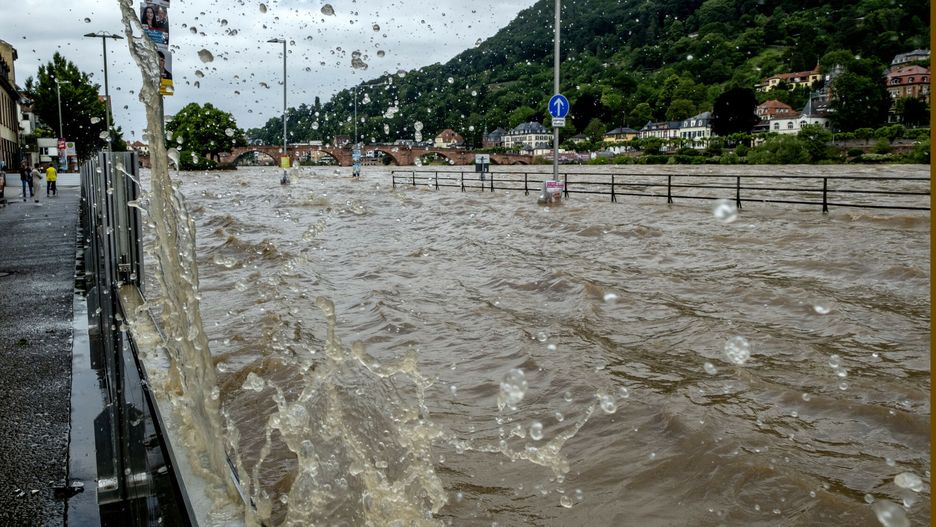 Podtopienia w Niemczech
The river Neckar has left its banks in Heidelberg, Germany, Monday, June 3, 2024. Big parts of southern Germany have been flooded after heavy rainfalls during the last days. I (AP Photo/Michael Probst)
Michael Probst