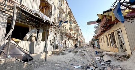"Minister Sikorski czyni starania". Co z Ukrainą po ataku na Izrael?