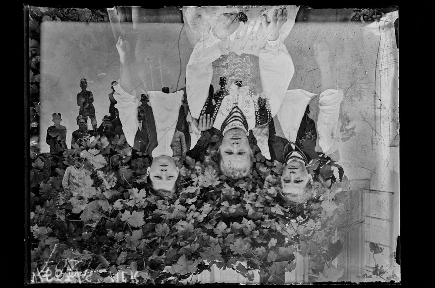 &quot;Gimnazjaliści podczas wycieczki szkolnej&quot; - Leopold Węgrzynowicz