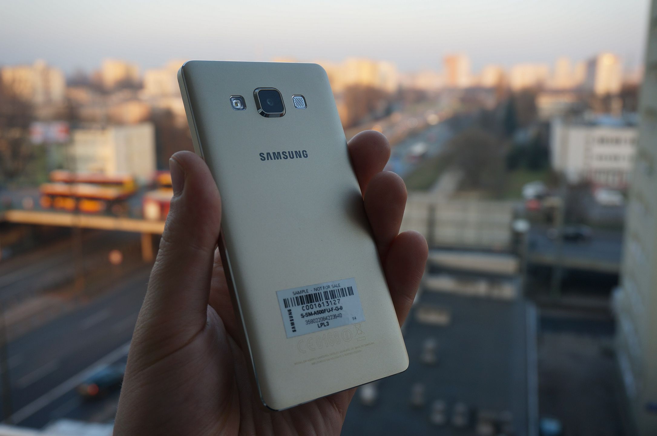 Samsung Galaxy A5 – jakość wykonania i ergonomia 4