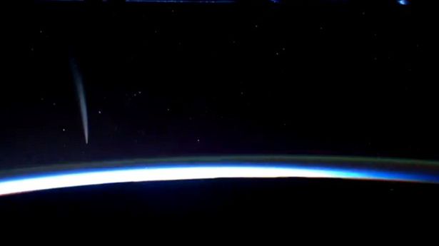 Niesamowite ujęcia komety wykonane ze stacji kosmicznej [wideo] 1