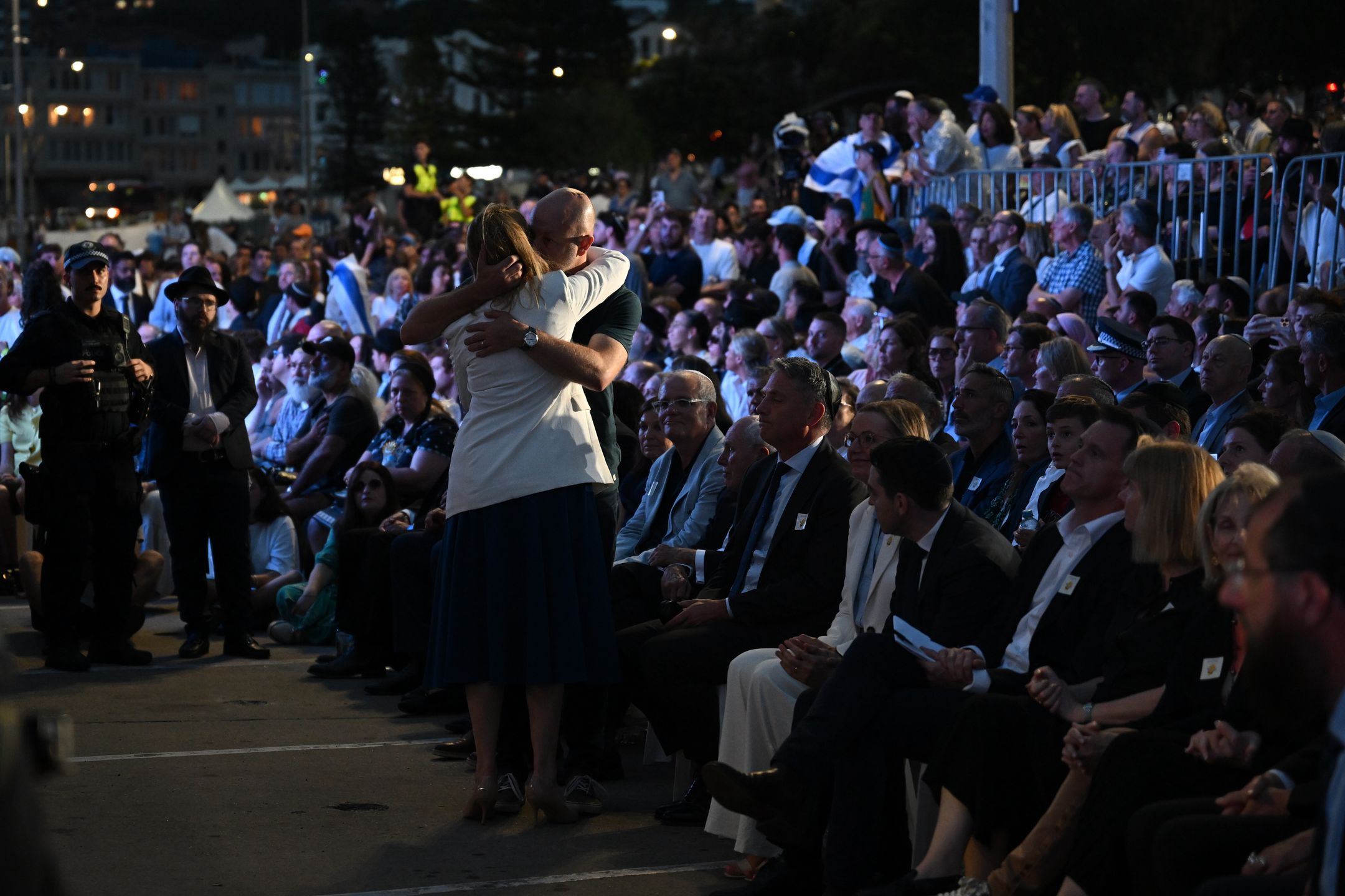 Minutą ciszy uczczono ofiary ataku terrorystycznego