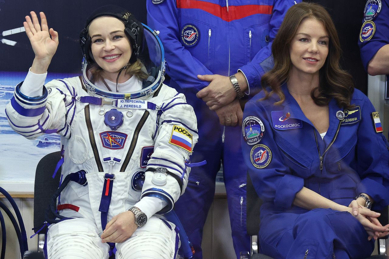 Rosyjska ekipa filmowa dotarła na ISS. Już niedługo zacznie nagrania - Rosyjskie aktorki - Julia Peresild i Alyona Mordovina