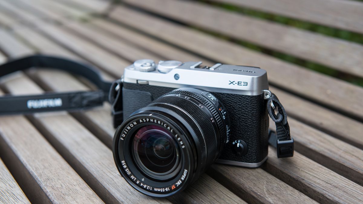 Fujifilm X-E3 - bezlusterkowiec dla zaawansowanych amatorów w naszych rękach 1