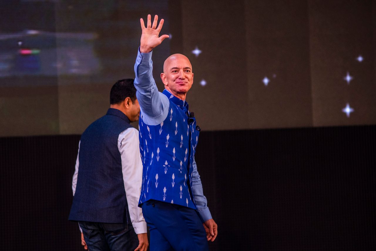 Jeff Bezos może się pochwalić oficjalnym majątkiem przekraczającym 200 mld dol., fot. Getty Images