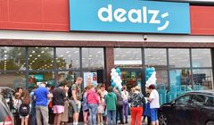 Dealz ma 250 sklepów w Polsce. Nowym pomysłem powalczy z Żabką