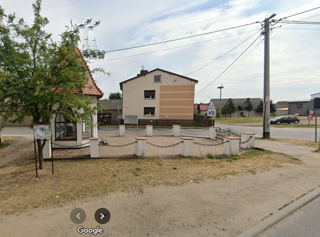 W miejscu kapliczki miałby powstać parking dla klientów sklepu