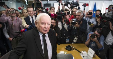 Kulisy przesłuchania Kaczyńskiego. PiS liczyło na chaos, koalicjanci narzekają na członków komisji