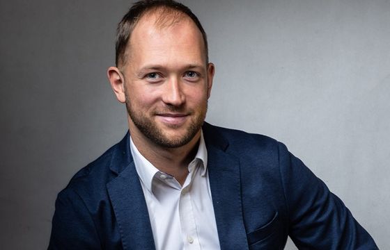 Escola tworzy spółkę Escola LMS do zarządzania myVOD