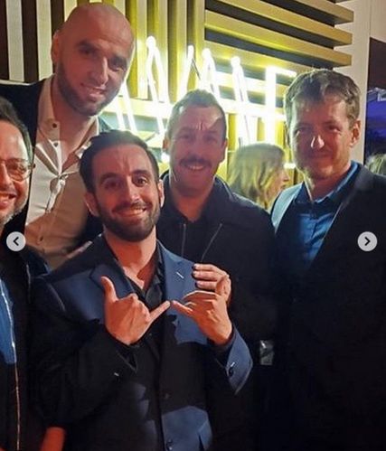 Marcin Gortat i Adam Sandler
