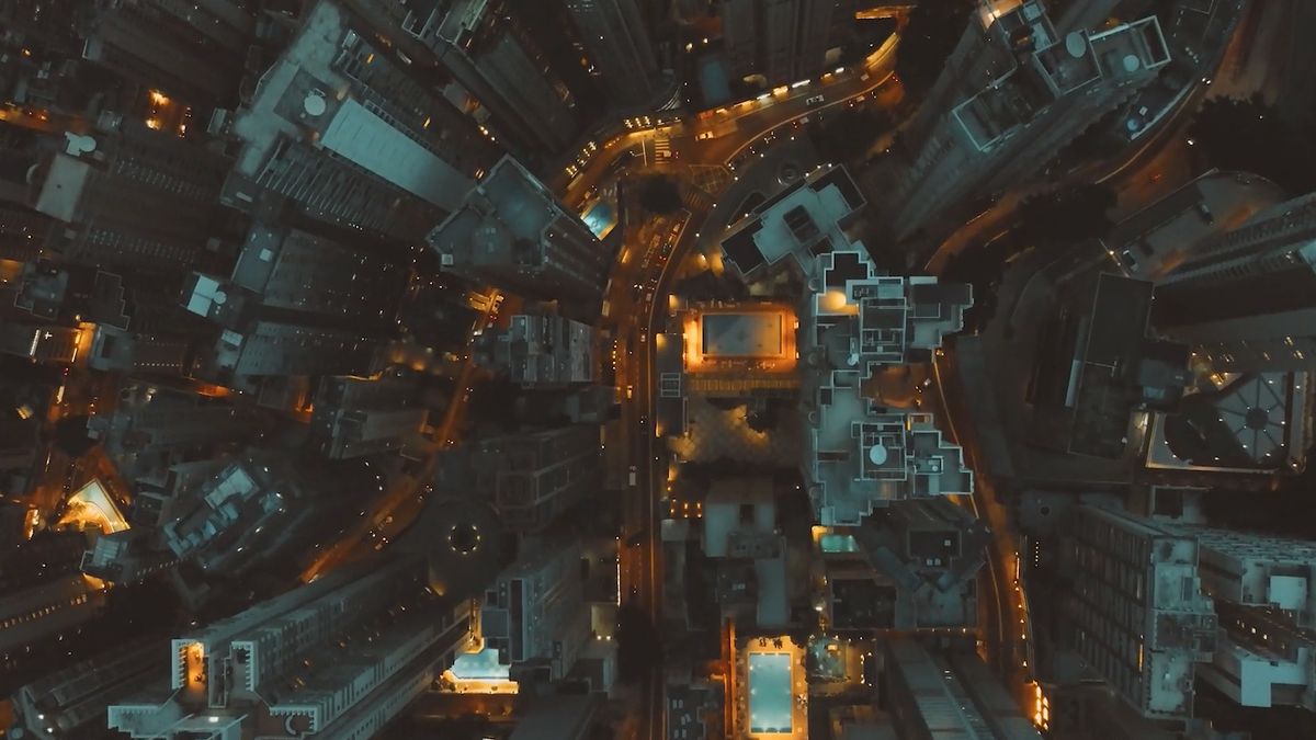 Świetny film, który zabierze was na ulice Hong Kongu 1