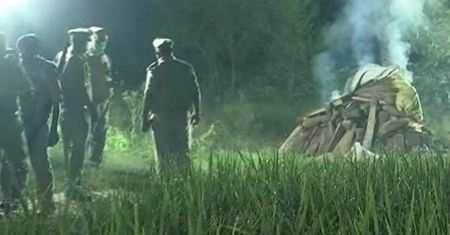Nocą skremowali ciało zgwałconej 19-latki. Rodzina nie wyraziła zgody