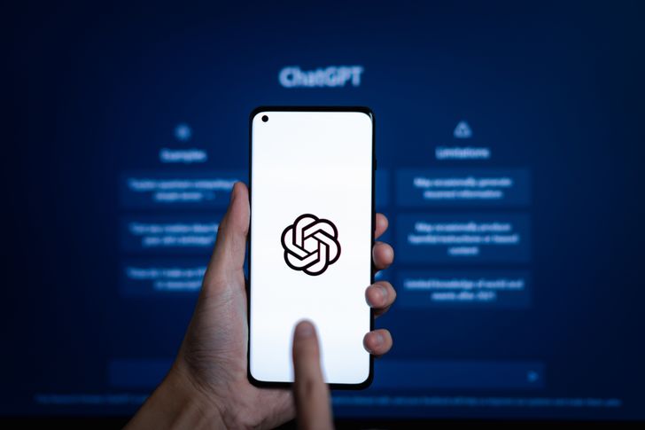 ChatGPT dla nastolatków już działa. OpenAI wyjaśnia