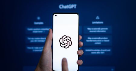ChatGPT dla nastolatków już działa. OpenAI wyjaśnia