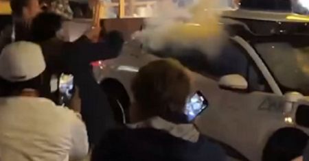 Taksówka bez kierowcy spalona. Stoją za tym przeciwnicy autonomicznych samochodów?