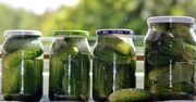 Bez tych przypraw się nie obejdzie. Dzięki nim ogórki konserwowe będą chrupiące i jędrne
