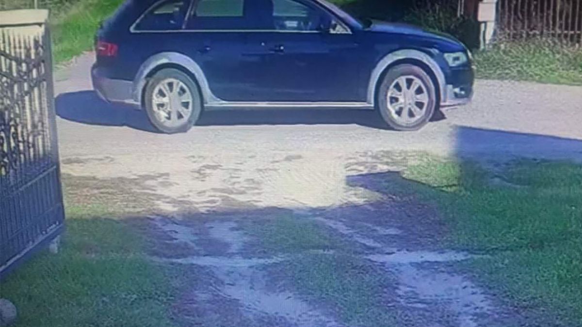 Pod szkołą podstawową w Borawem widywane jest tajemnicze czarne audi