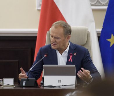 Tusk jak Farage. "Zmienił ton i brzmi jak naczelny orędownik brexitu"