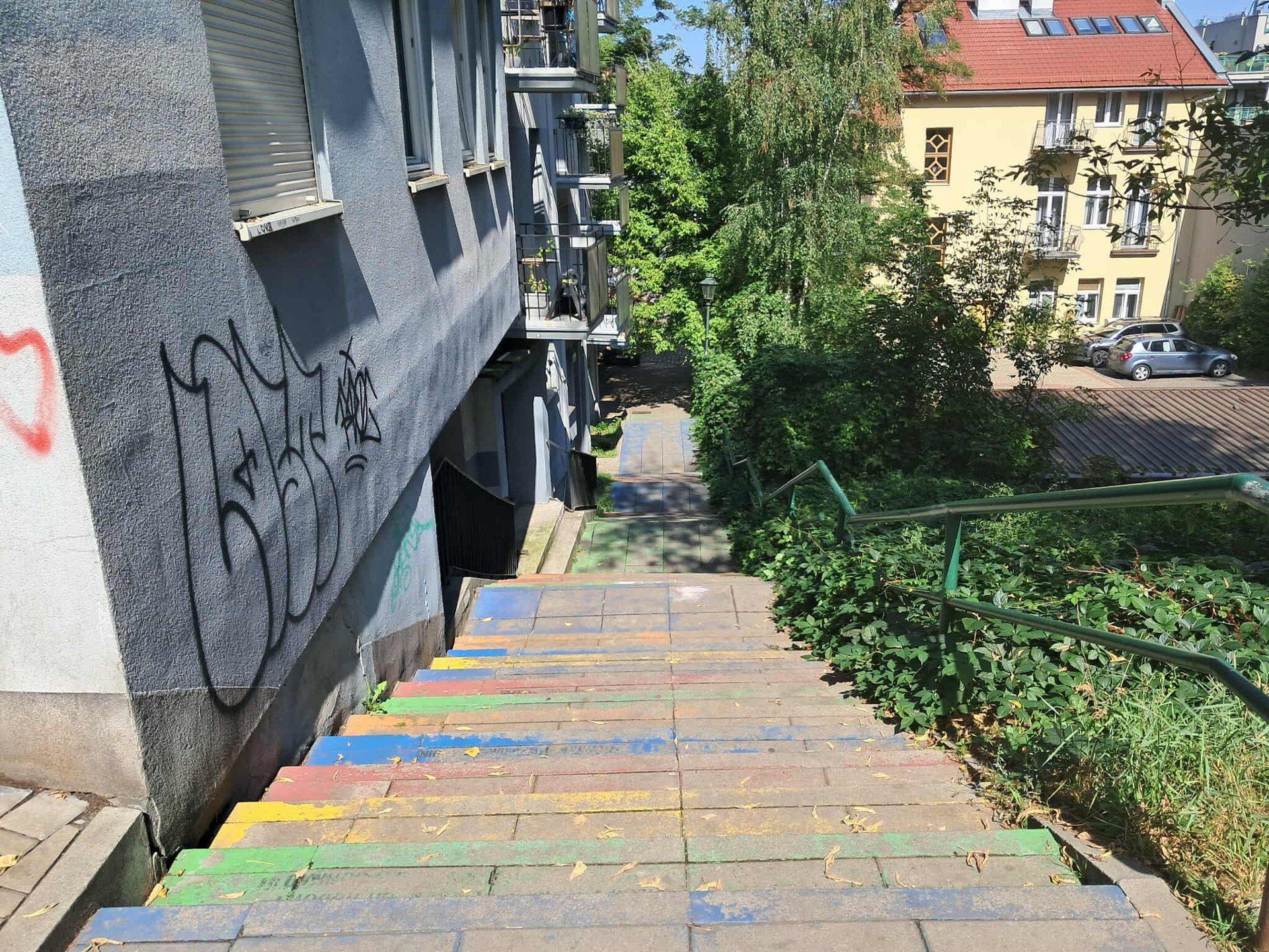 Tak aktualnie wyglądają kolorowe schody przy ul. Tatrzańskiej w Krakowie