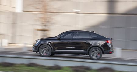 Renault Arkana z polskimi cenami. To kompakt większy od Kadjara