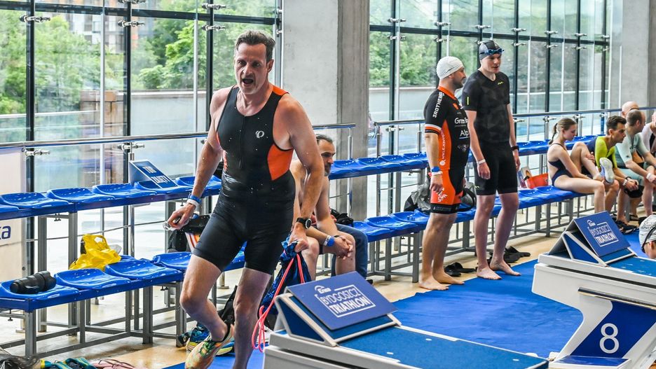 17 maja 2025 roku amatorzy aktywnego wypoczynku po raz ostatni walczyli w edycji Enea Bydgoszcz Triathlon Pod Dachem w sezonie 2024/25