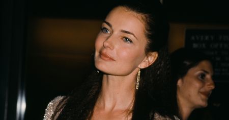 Niedawno skończyła 61 lat. Teraz pokazała się w bikini