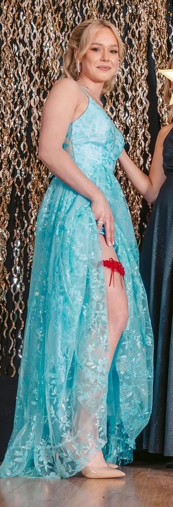 Pola Bełtowska zachwyca urodą