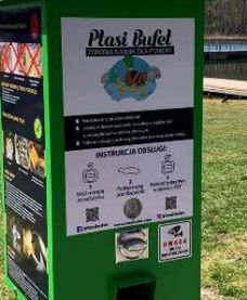 Sosnowiec. Chleb szkodzi ptakom, więc na Stawikach stanął Ptasi Bufet